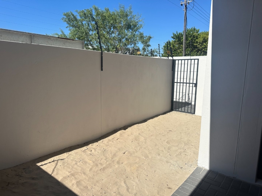 2 Bedroom Property for Sale in Table View Western Cape